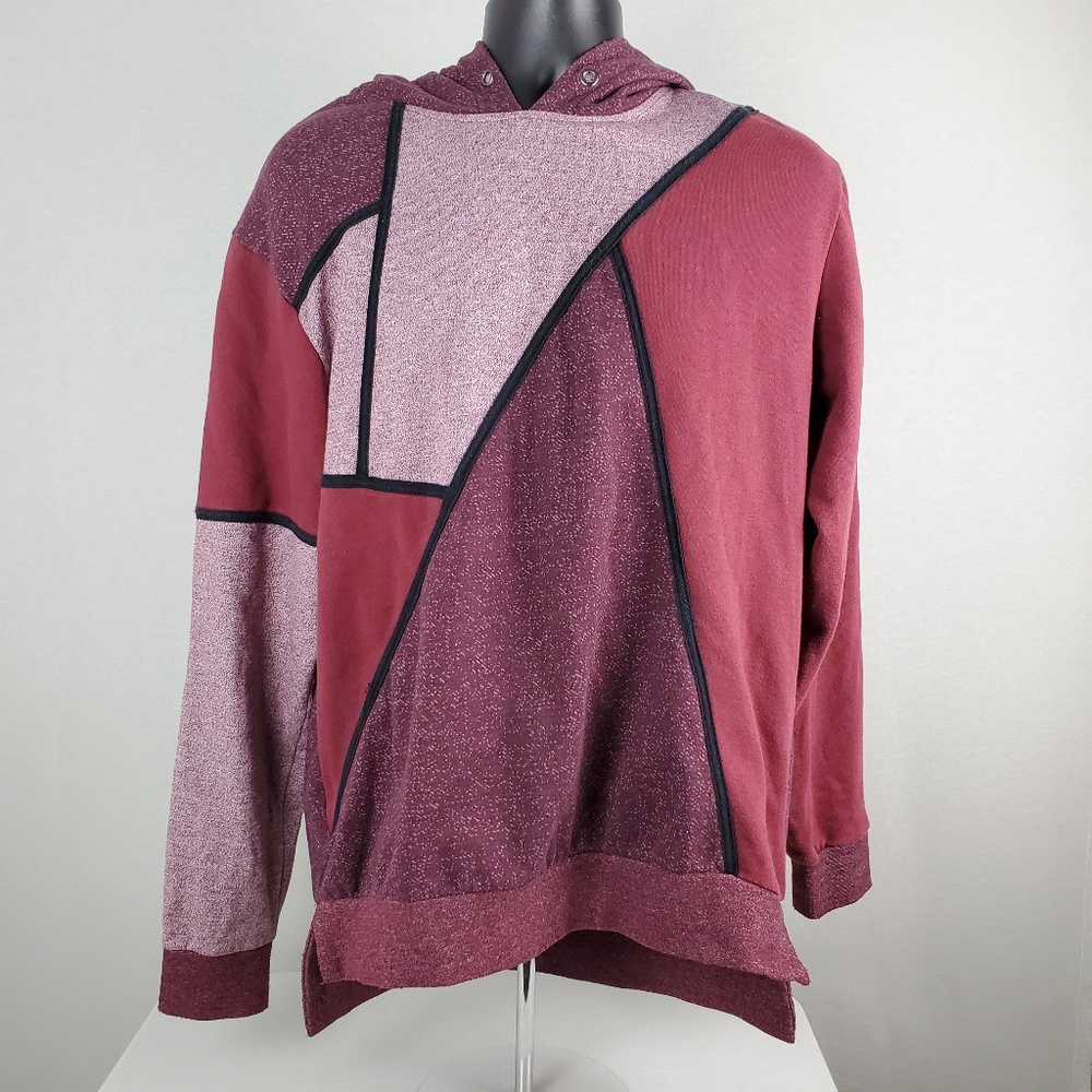 3 Feathers Urban Outfitters Hoodie Sweatshirt LG
